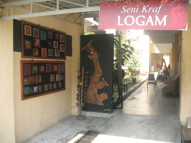Bangunan9