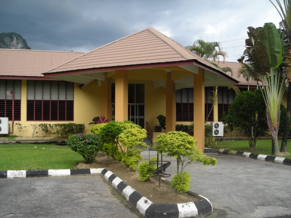 Bangunan7