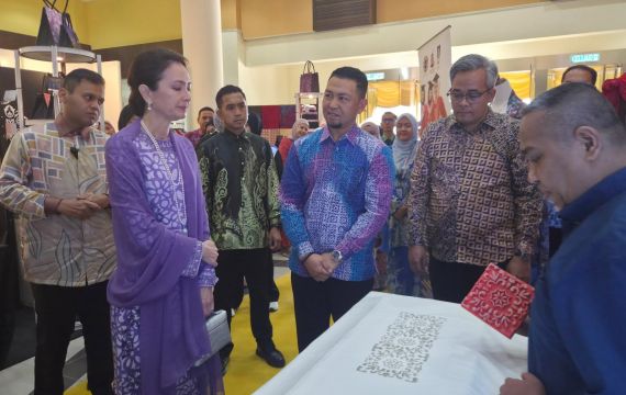 Pameran Korporat IKN Sempena Majlis Lantera Batik 2026: Menyinari Seni Budaya Adibusana Warisan Perak